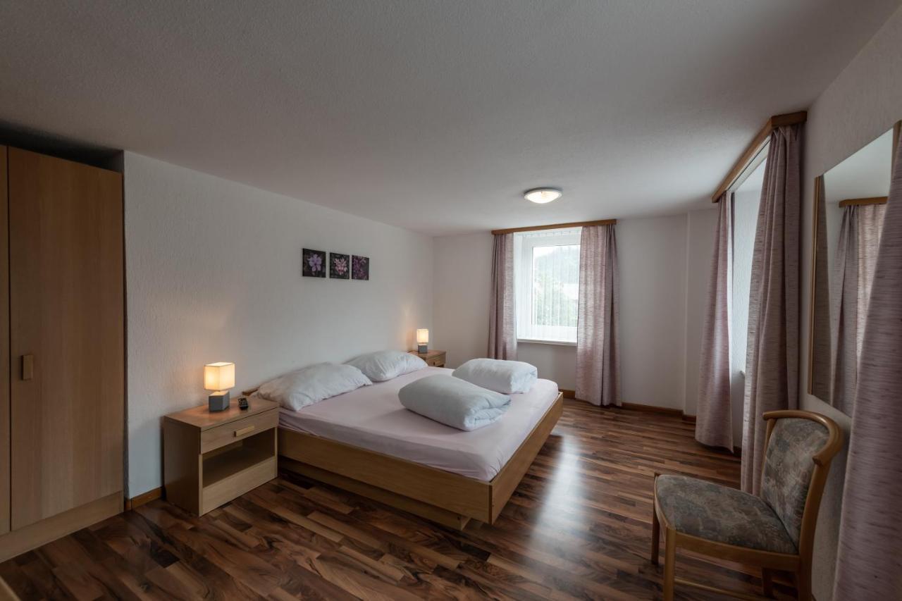 Hotel Greina Rabius 外观 照片